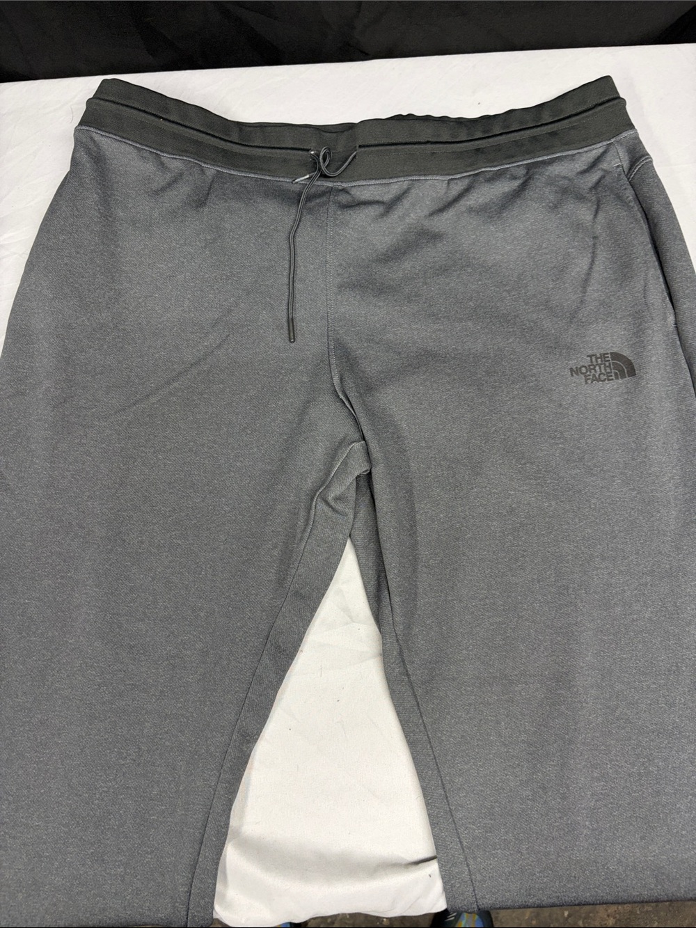 The North Face Men's Gray Elastic-Waist Joggers